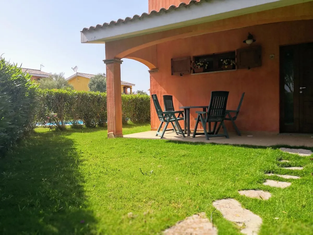 Casa Del Giunco Fritidshus SantʼAnna Arresi Italien